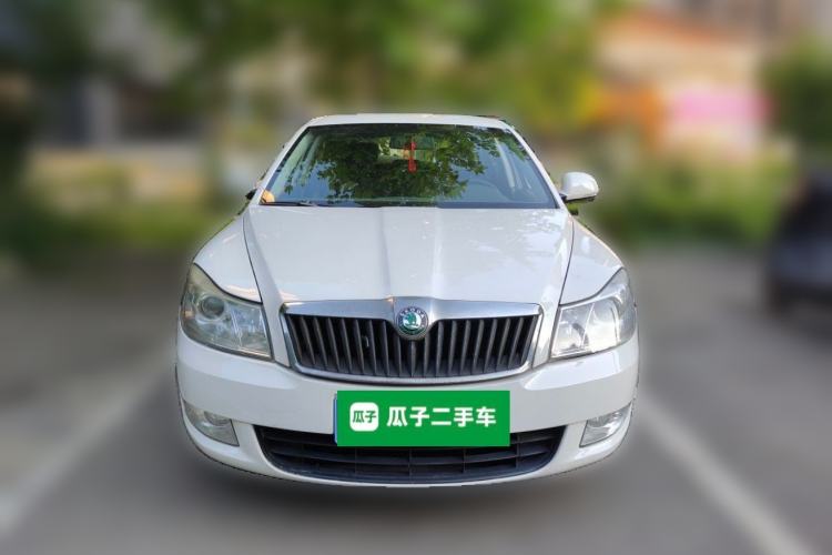 Used Skoda Octavia 2013 1.6L Automatic Elegance Edition Front