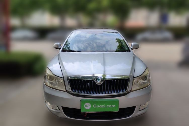 Used Skoda Octavia 2013 1.6L Automatic Yijie Edition Front