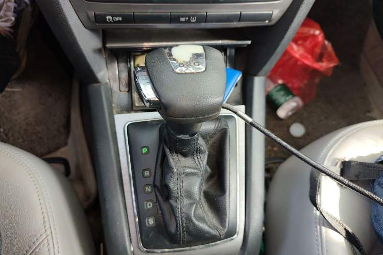 Used Skoda Octavia 2013 1.4TSI DSG Yijun Edition Gear Lever
