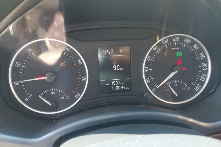 Used Skoda Octavia 2013 1.6L Automatic Yijun Edition Instrument Cluster