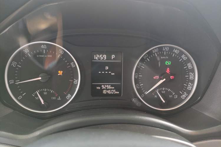 Used Skoda Octavia 2013 1.6L Automatic Yijie Edition Instrument Cluster