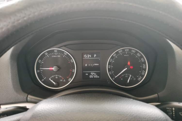 Used Skoda Octavia 2013 1.6L Automatic Yijun Edition Instrument Cluster