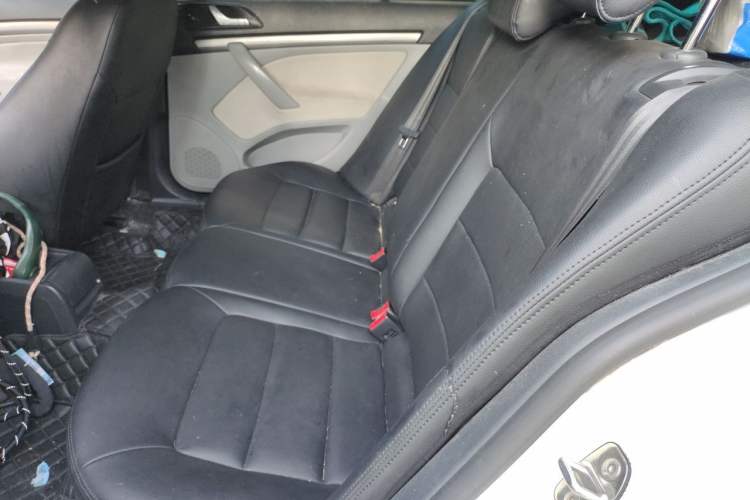 Used Skoda Octavia 2013 1.6L Automatic Elegance Edition Left Rear Seat