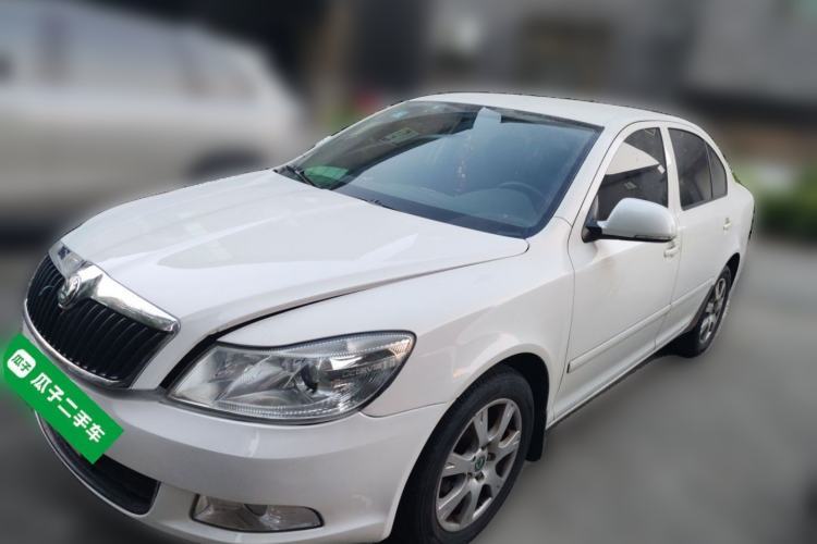 Used Skoda Octavia 2013 1.6L Manual Yijie Edition Guazi used car, China used car export, Used car for sale, Used cars, Cheapest cars for sale