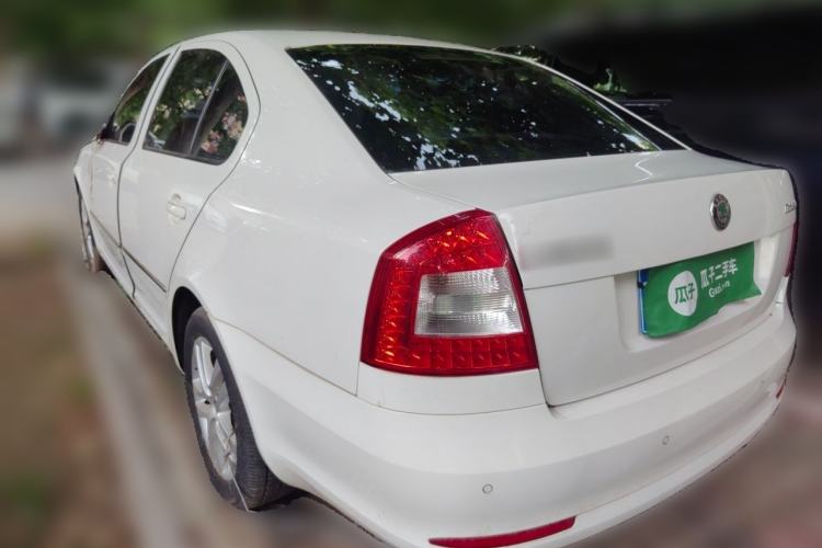 Used Skoda Octavia 2013 1.6L Automatic Yijun Edition Rear Left 45 Deg