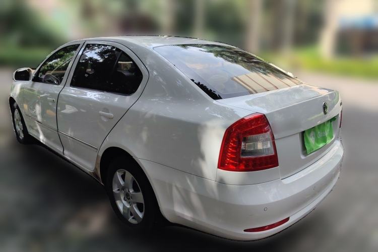 Used Skoda Octavia 2013 1.6L Automatic Elegance Edition Rear Left 45 Deg