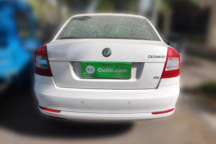 Used Skoda Octavia 2013 1.4TSI DSG Yijun Edition Rear
