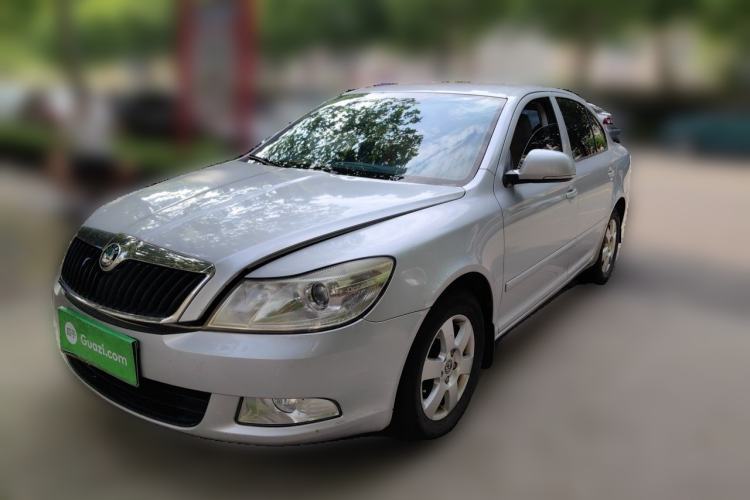 Used Skoda Octavia 2013 1.6L Automatic Yijie Edition Guazi used car, China used car export, Used car for sale, Used Skoda cars, Cheapest cars for sale