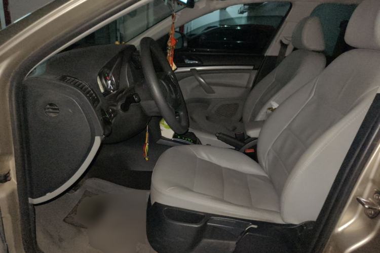 Used Skoda Octavia 2013 2.0L Automatic Yijie Edition Driver Seat