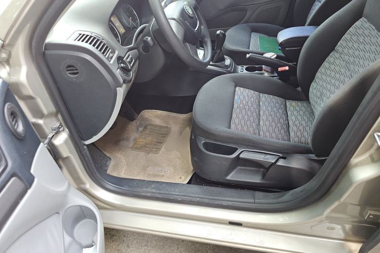 Used Skoda Octavia 2013 1.6L Manual Eado Edition Driver Seat