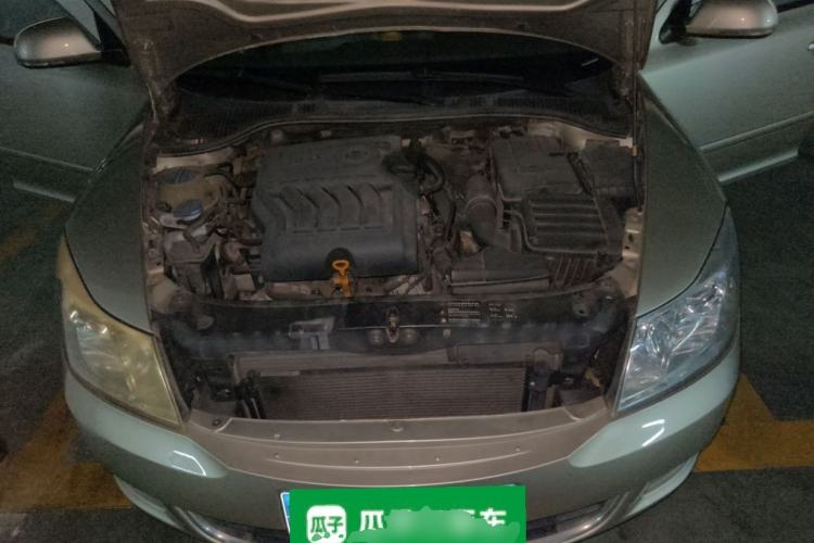 Used Skoda Octavia 2013 2.0L Automatic Yijie Edition Engine Bay