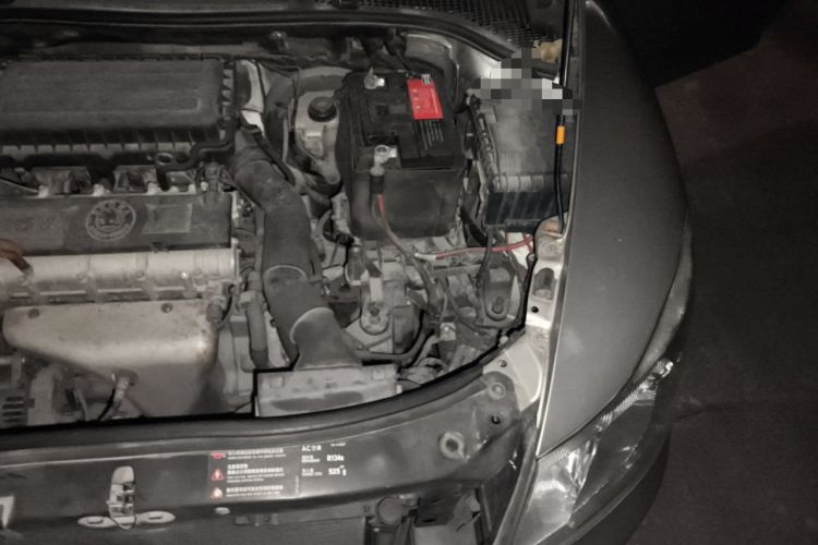 Used Skoda Octavia 2013 1.6L Manual Yijun Edition Engine Bay Left