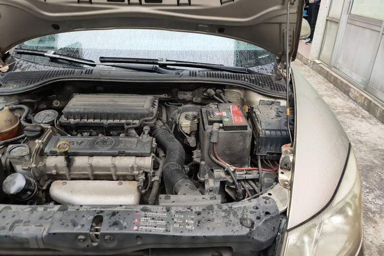 Used Skoda Octavia 2013 1.6L Manual Yijun Edition Engine Bay Left