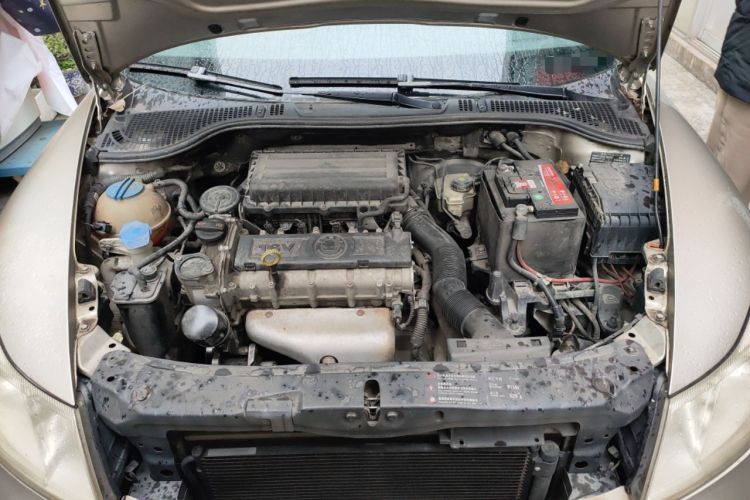Used Skoda Octavia 2013 1.6L Manual Yijun Edition Engine Bay