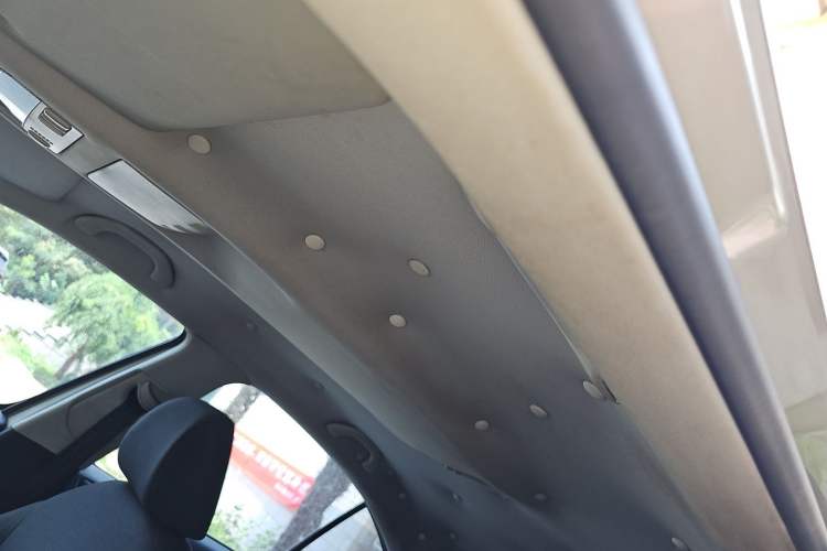 Used Skoda Octavia 2013 1.6L Manual Eado Edition Headliner