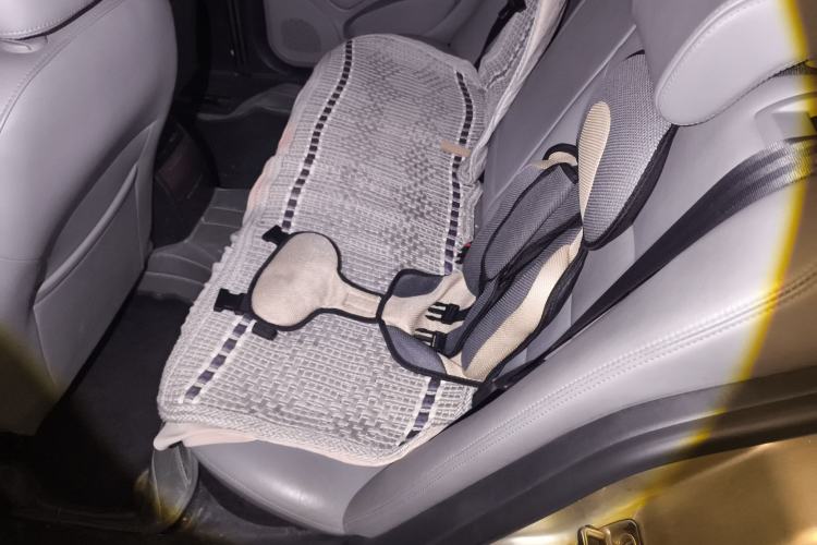 Used Skoda Octavia 2013 1.6L Manual Yijun Edition Left Rear Seat