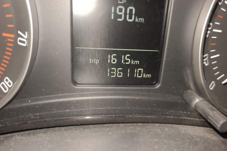 Used Skoda Octavia 2013 2.0L Automatic Yijie Edition Odometer Close Up