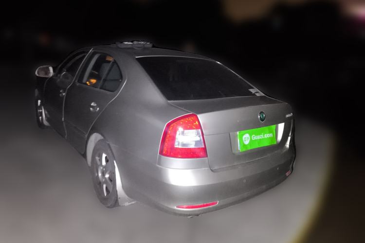 Used Skoda Octavia 2013 1.6L Manual Yijun Edition Rear Left 45 Deg