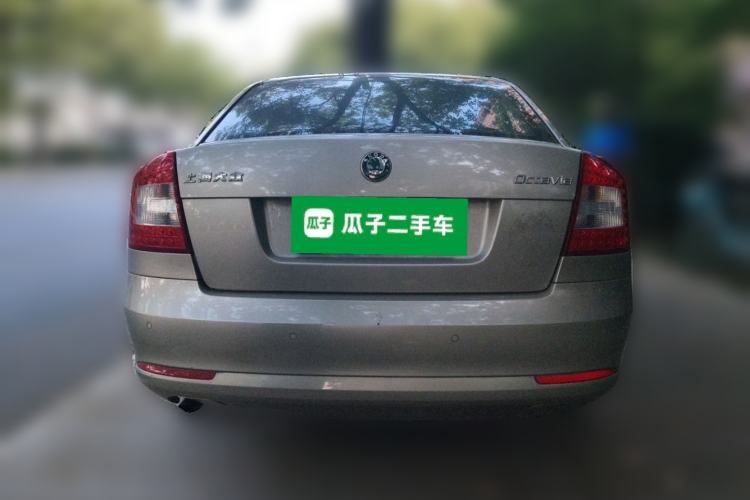 Used Skoda Octavia 2013 1.6L Automatic Yijun Edition Rear