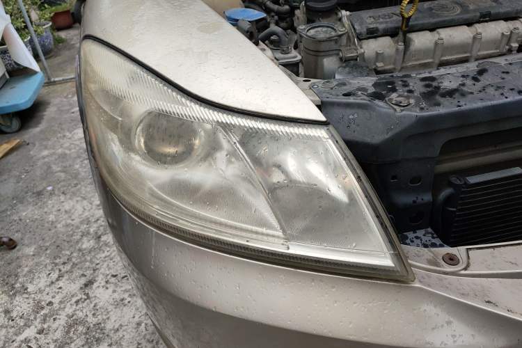 Used Skoda Octavia 2013 1.6L Manual Yijun Edition Right Front Headlight
