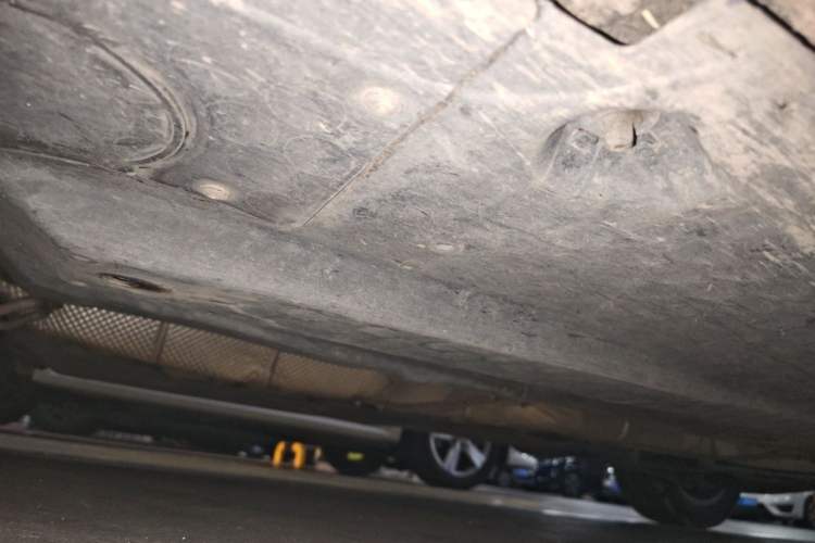 Used Skoda Octavia 2014 1.6L Manual Yijie Edition Chassis Front Left