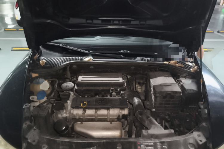 Used Skoda Octavia 2014 1.6L Automatic Yijun Edition Engine Bay