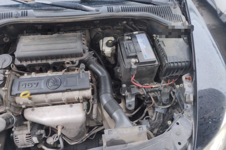 Used Skoda Octavia 2014 1.6L Manual Yijun Edition Engine Bay Left