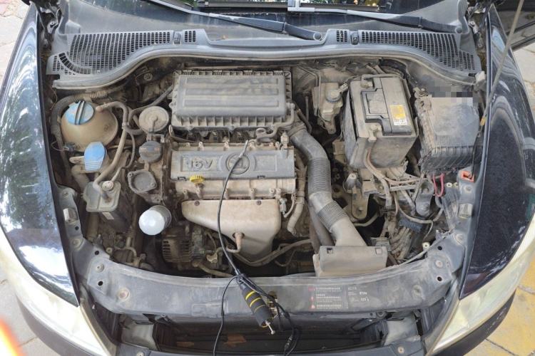 Used Skoda Octavia 2014 1.6L Manual Yijie Edition Engine Bay