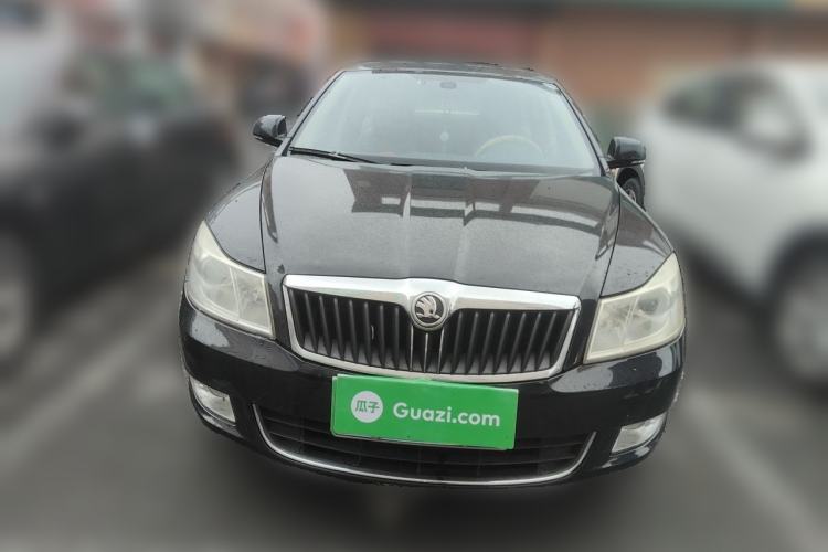 Used Skoda Octavia 2014 1.6L Manual Yijun Edition Front