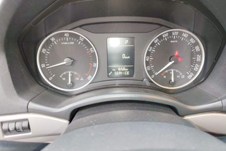 Used Skoda Octavia 2014 1.6L Automatic Yijie Edition Instrument Cluster