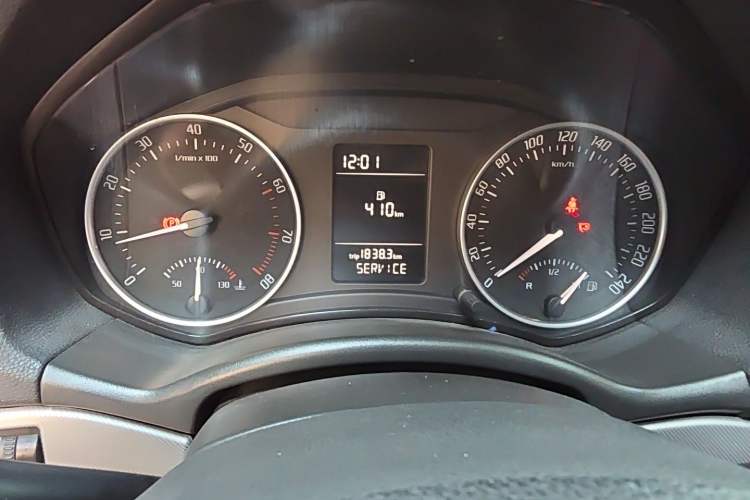 Used Skoda Octavia 2014 1.6L Manual Yijie Edition Instrument Cluster