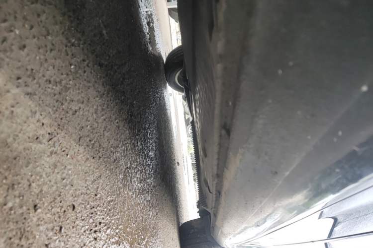 Used Skoda Octavia 2014 1.6L Manual Eado Edition Left Side Sill