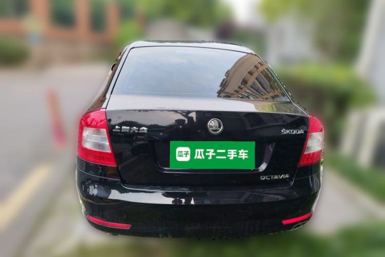 Used Skoda Octavia 2014 1.6L Automatic Yijie Edition Rear