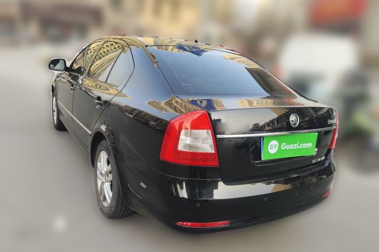 Used Skoda Octavia 2014 1.6L Automatic Yijun Edition Rear Left 45 Deg