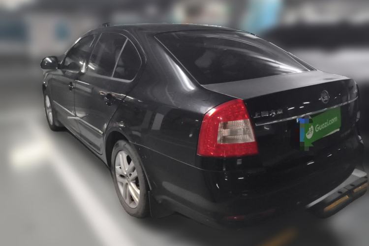 Used Skoda Octavia 2014 1.6L Automatic Yijun Edition Rear Left 45 Deg
