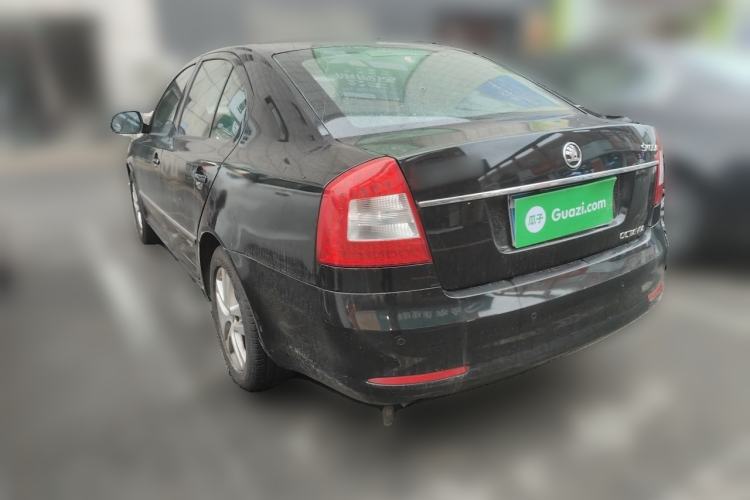 Used Skoda Octavia 2014 1.6L Manual Yijun Edition Rear Left 45 Deg