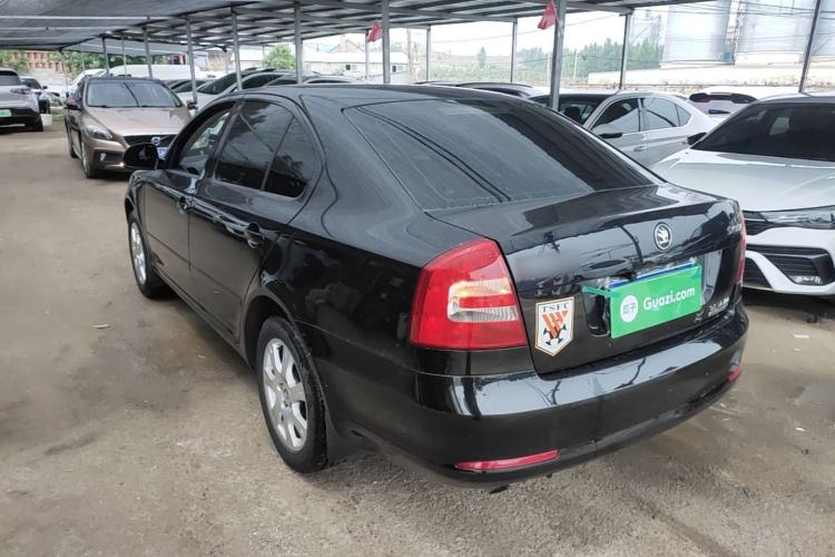 Used Skoda Octavia 2014 1.6L Manual Eado Edition Rear Left 45 Deg