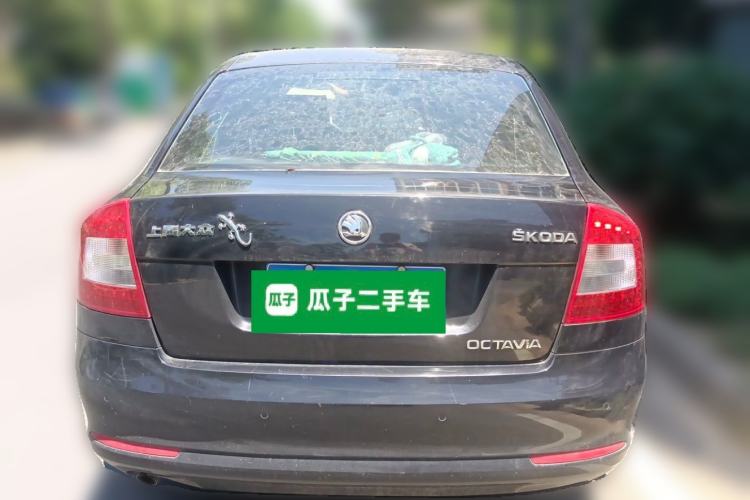 Used Skoda Octavia 2014 1.6L Automatic Yijie Edition Rear