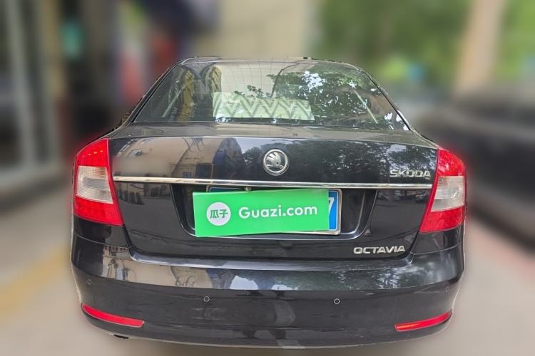 Used Skoda Octavia 2014 1.6L Manual Yijie Edition Rear