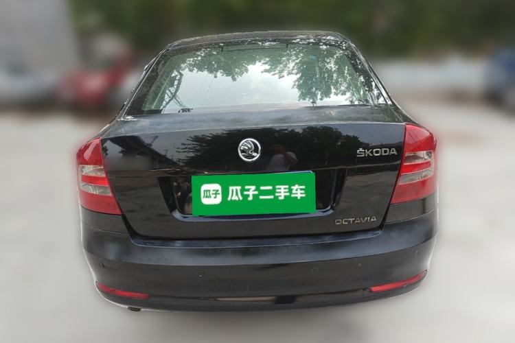 Used Skoda Octavia 2014 1.6L Automatic Yijie Edition Rear