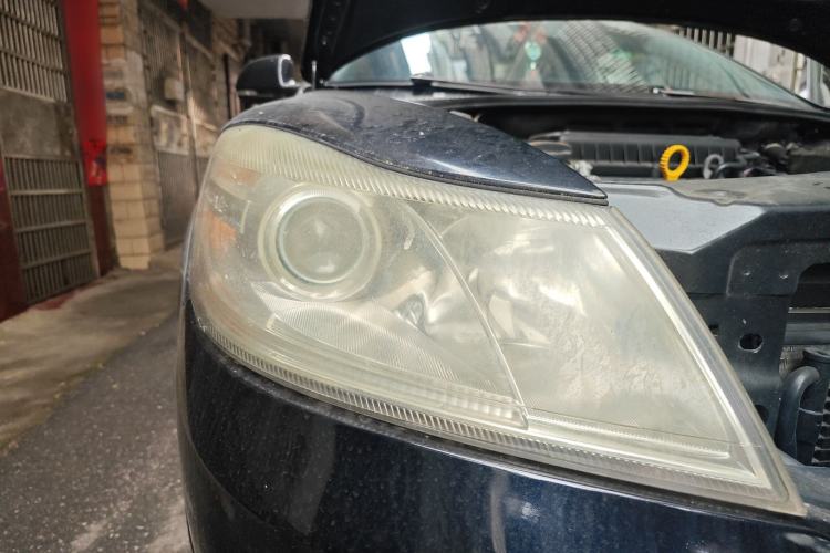 Used Skoda Octavia 2014 1.6L Manual Yijie Edition Right Front Headlight