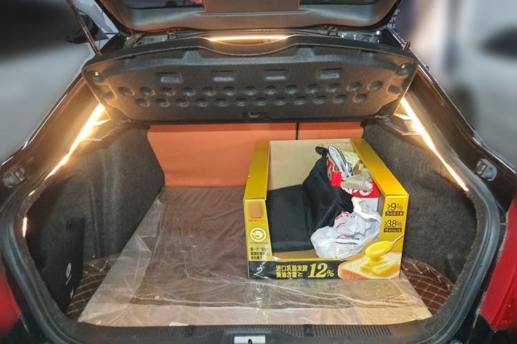 Used Skoda Octavia 2014 1.6L Manual Yijie Edition Trunk