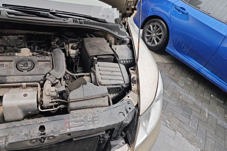 Used Skoda Octavia 2014 1.4TSI DSG Yijun Edition Engine Bay Left