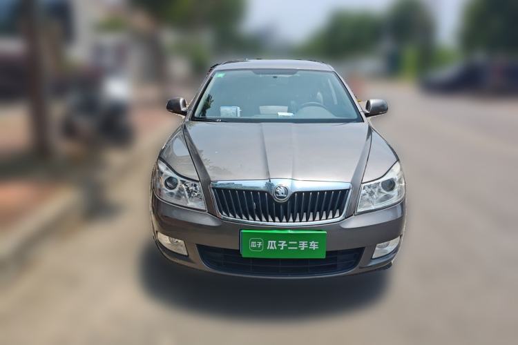 Used Skoda Octavia 2014 1.6L Automatic Yijie Edition Exterior 1