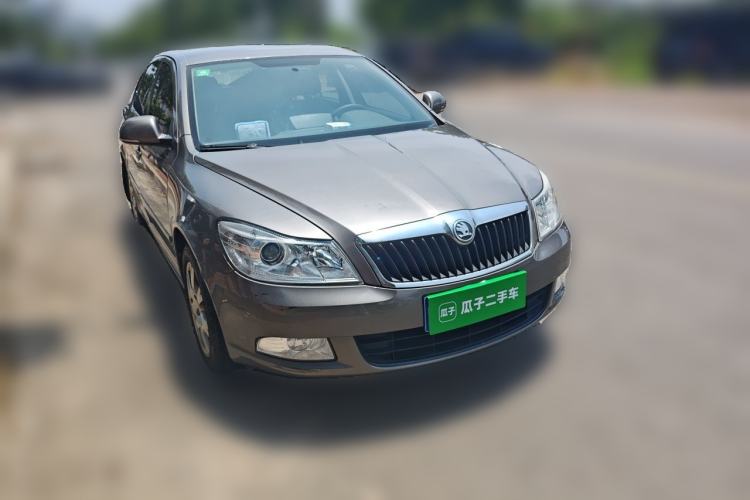 Used Skoda Octavia 2014 1.6L Automatic Yijie Edition Exterior 2