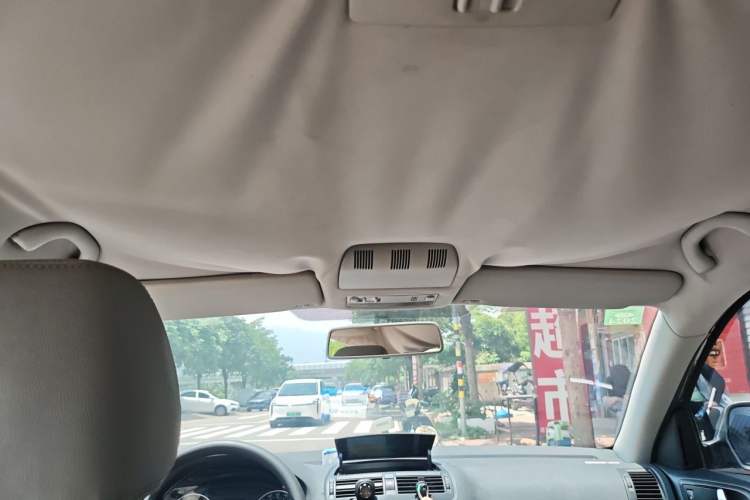 Used Skoda Octavia 2014 1.6L Automatic Yijie Edition Headliner