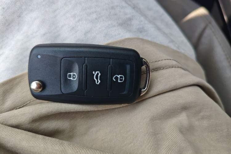 Used Skoda Octavia 2014 1.6L Automatic Yijie Edition Interior 1