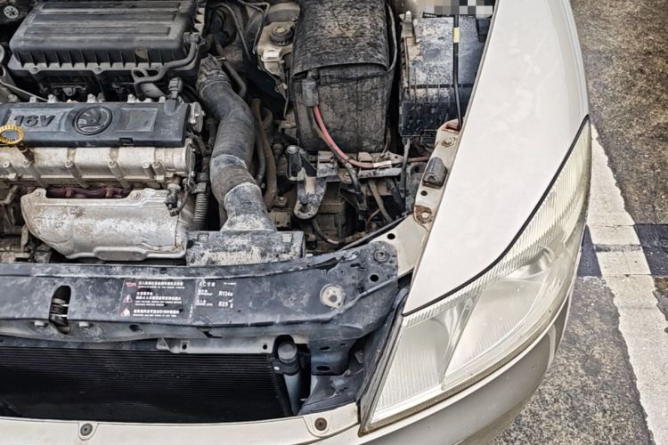 Used Skoda Octavia 2014 1.6L Automatic Yijie Edition Engine Bay Left
