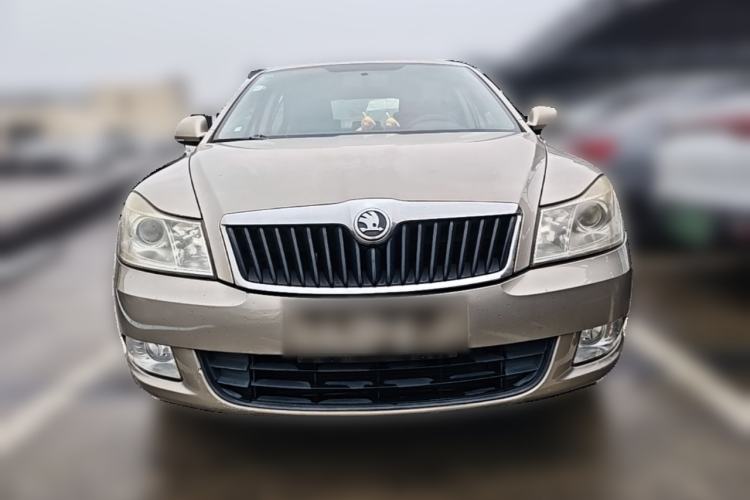 Used Skoda Octavia 2014 1.6L Automatic Yijie Edition Front