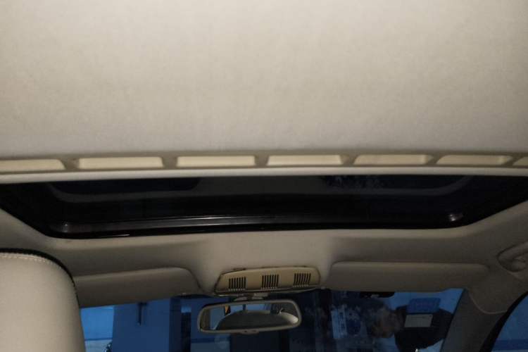 Used Skoda Octavia 2014 1.6L Automatic Yijun Edition Headliner